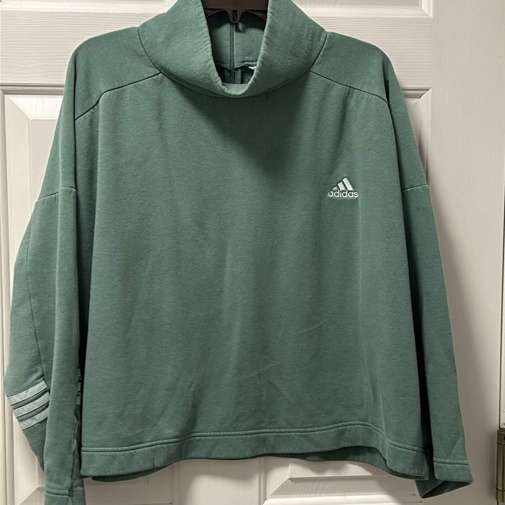 Adidas Cowl Neck ,Back Zip ,Crop Sweatshirt Size 1X - Picture 2 of 15